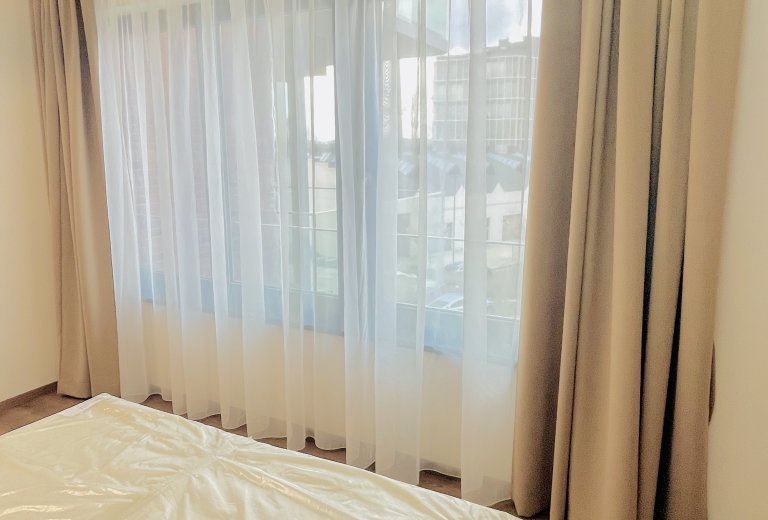 Dodání záclon a závěsů